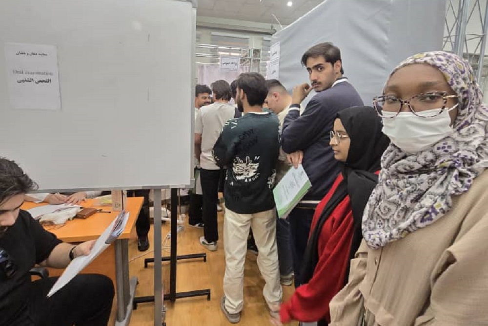 غربالگری سلامت دانشجویان بین الملل دانشگاه درکلینیک شهید کاظمی آشتیانی